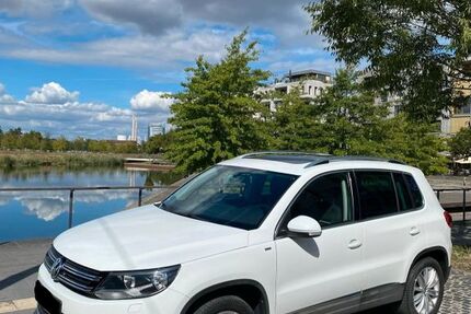VW Tiguan 180.000 km 10.900 &euro; Heilbronn 74078
