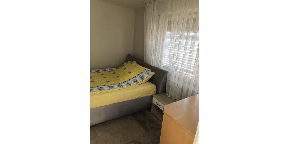 Erdgeschoßwohnung Weinstadt - 1 Zimmer, 18 m&sup2;, 480&euro; | Angebot:25236256