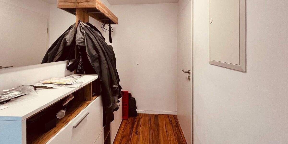 Etagenwohnung Leonberg - 2 Zimmer, 69 m&sup2;, 280.000&euro; | Angebot:25706136