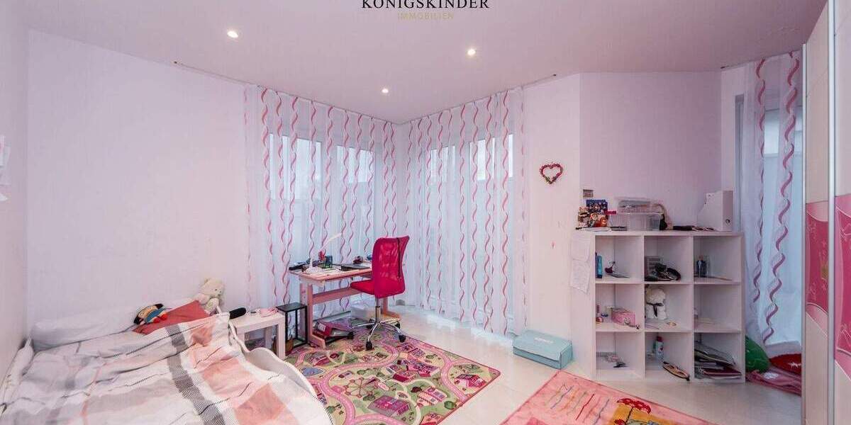 Einfamilienhaus Nordheim - 6 Zimmer, 202 m&sup2;, 990.000&euro; | Angebot:25680024