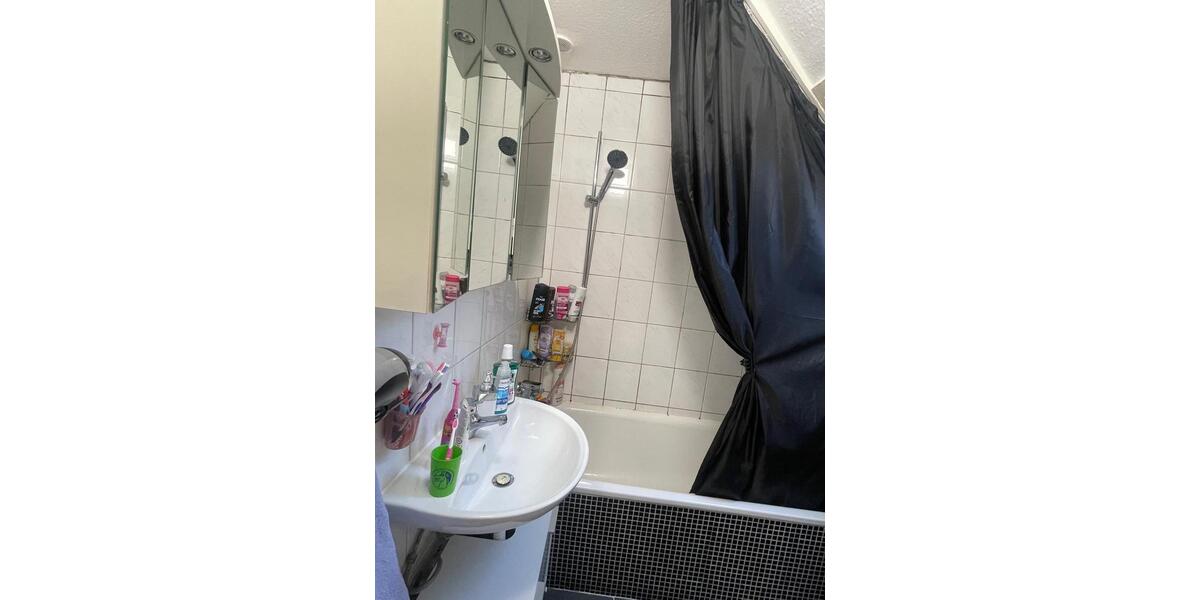 Dachgeschoßwohnung Esslingen am Neckar Brühl - 3 Zimmer, 61 m&sup2;, 199.999&euro; | Angebot:26380772
