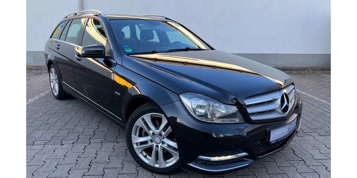 Mercedes-Benz C 220 152.300 km 13.100 &euro; Stuttgart 70378