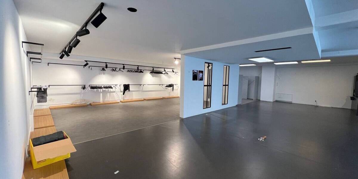 Gewerbeobjekt Böblingen - 2.390&euro; | Angebot:25780766