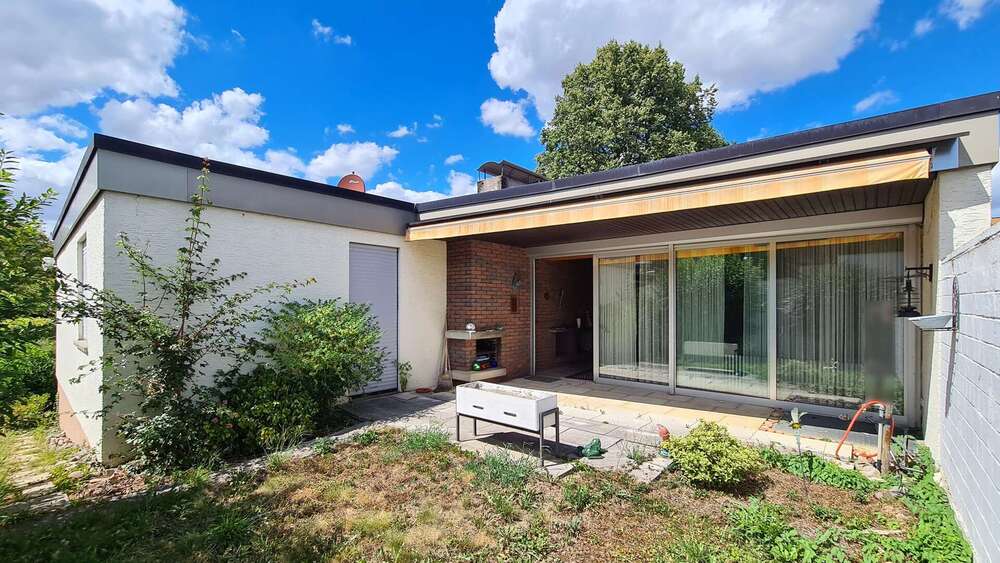 Einfamilienhaus Korntal-Münchingen Münchingen - 6.5 Zimmer, 182 m&sup2;, 690.000&euro; | Angebot:24983446
