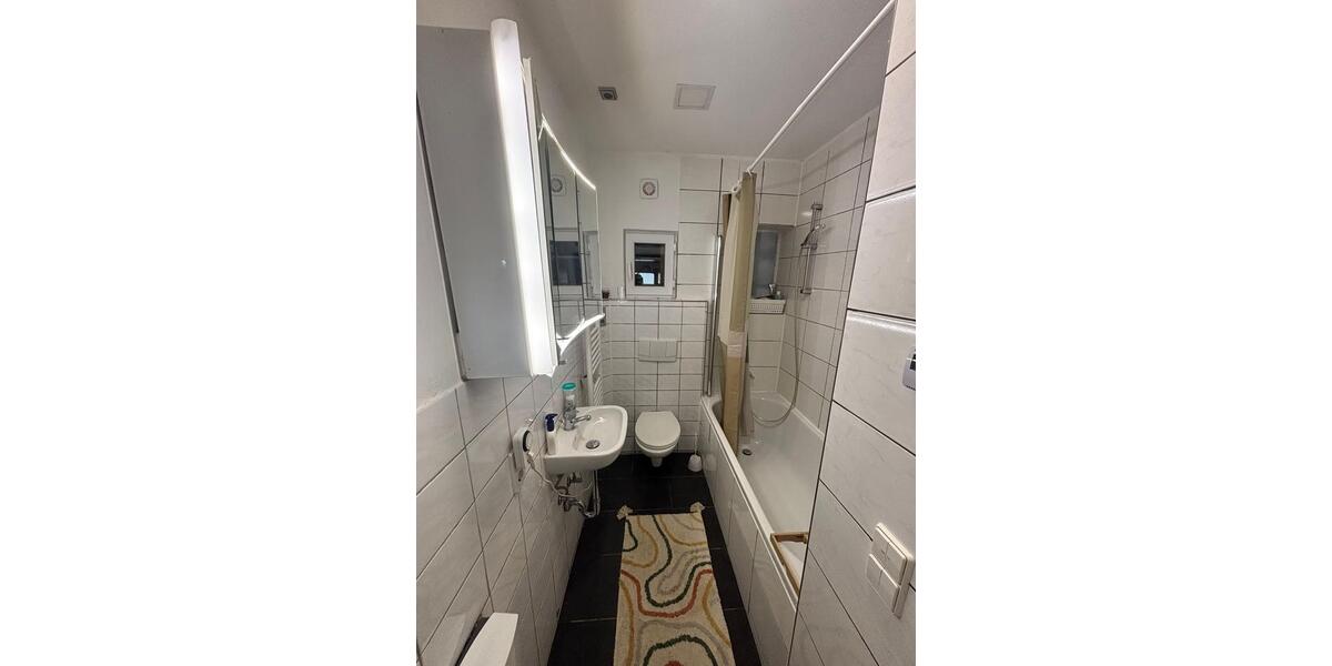 Etagenwohnung Asperg - 3 Zimmer, 67 m&sup2;, 870&euro; | Angebot:25829657