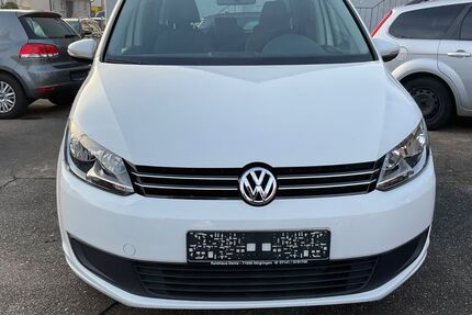 VW Touran 125.900 km 9.900 &euro; Möglingen 71696