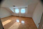 Dachgeschoßwohnung Sachsenheim - 3 Zimmer, 68 m&sup2;, 680&euro; | Angebot:26216342