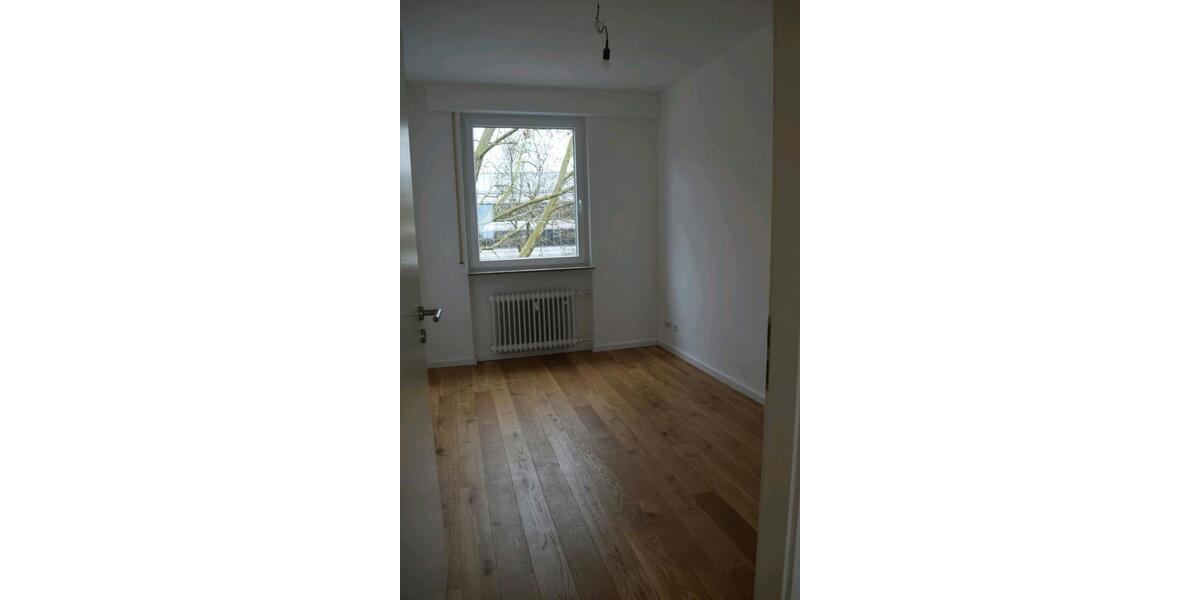 Etagenwohnung Waiblingen - 4 Zimmer, 100 m&sup2;, 450.000&euro; | Angebot:25904321
