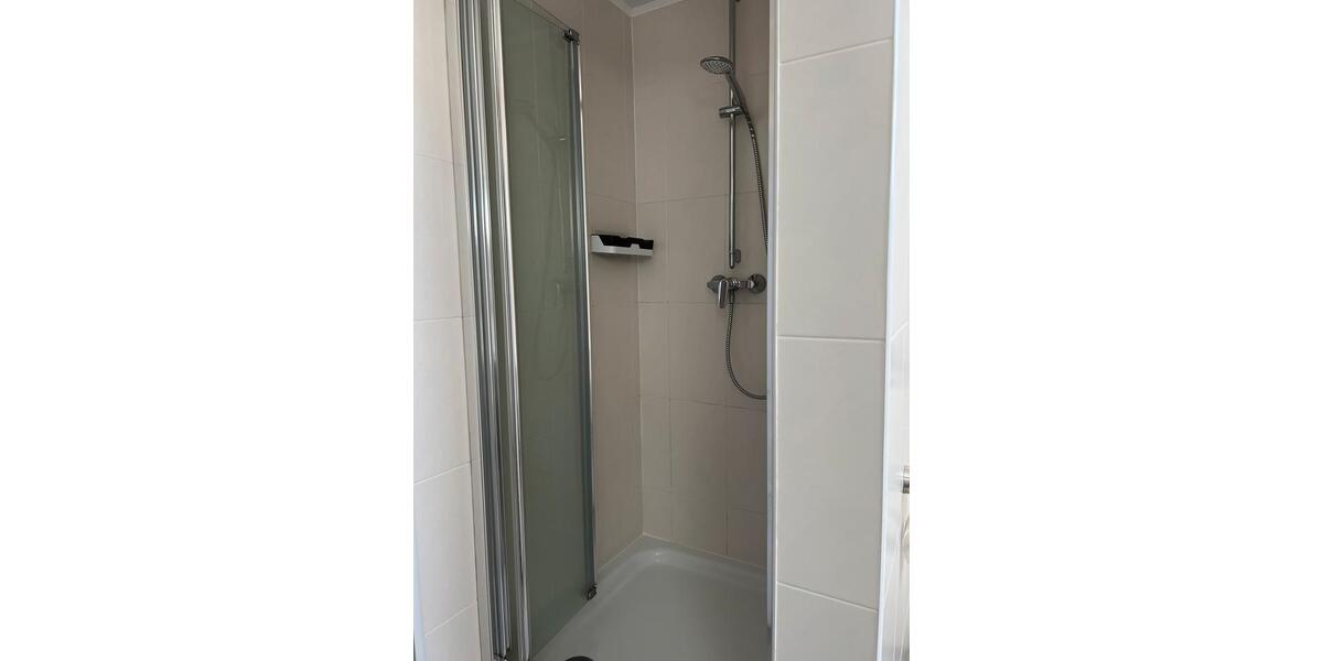 Dachgeschoßwohnung Esslingen am Neckar Brühl - 2 Zimmer, 60 m&sup2;, 1.300&euro; | Angebot:24769326