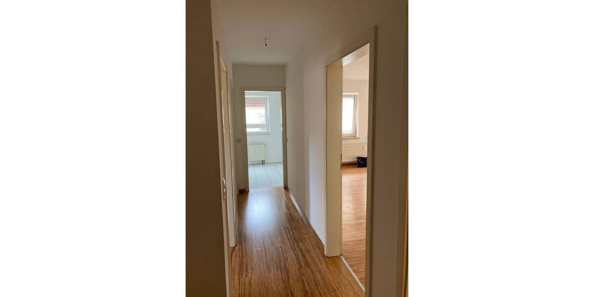 Etagenwohnung Weil der Stadt - 3 Zimmer, 75 m&sup2;, 274.000&euro; | Angebot:25667355