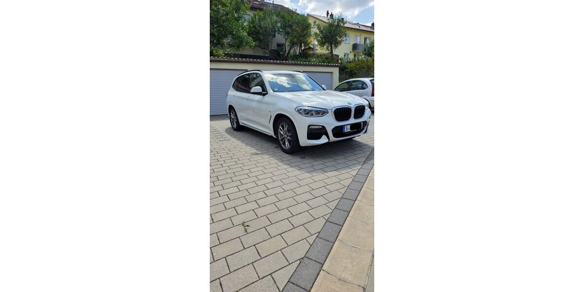 BMW X3 113.000 km 34.800 &euro; Stuttgart 70376