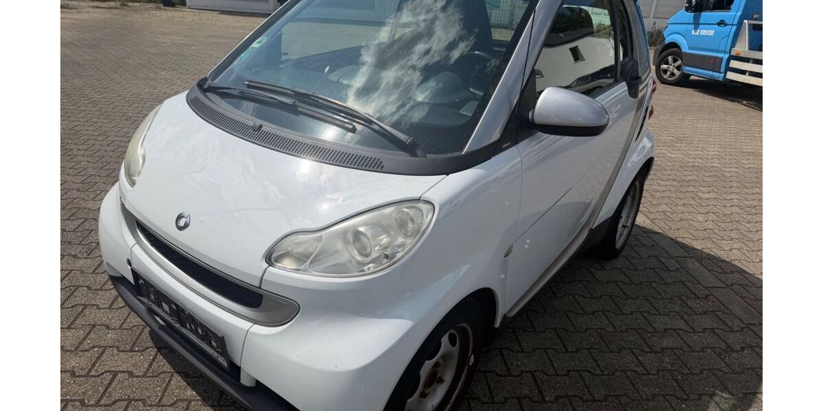 Smart ForTwo 109.000 km 3.200 &euro; Stuttgart 70437