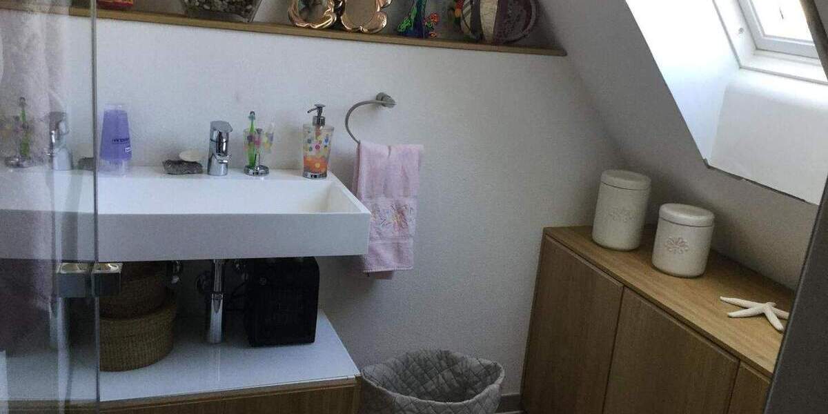 Einfamilienhaus Waiblingen Beinstein - 7 Zimmer, 152 m&sup2;, 900.000&euro; | Angebot:25707736