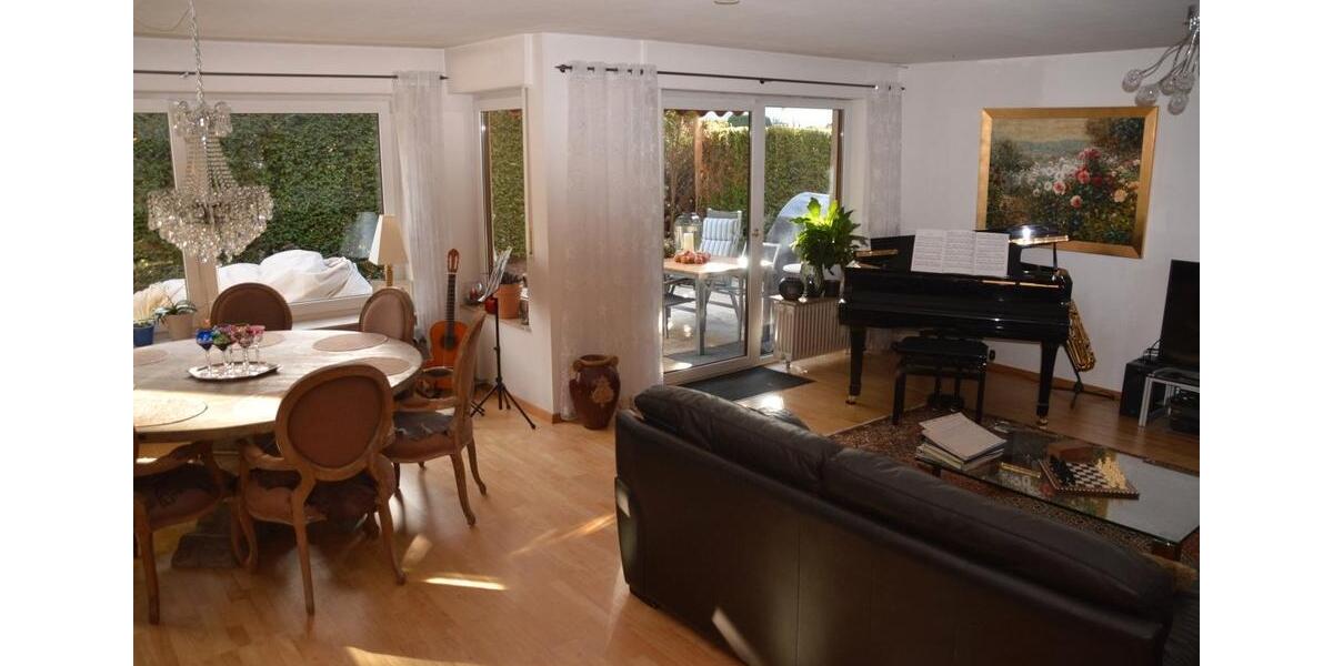 Erdgeschoßwohnung Leonberg - 4.5 Zimmer, 150 m&sup2;, 590.000&euro; | Angebot:26587813