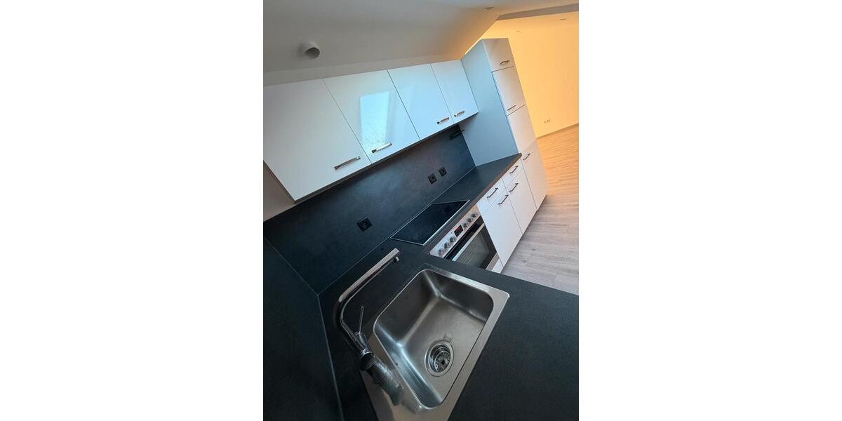 Etagenwohnung Remseck am Neckar - 3 Zimmer, 95 m&sup2;, 1.150&euro; | Angebot:27557885