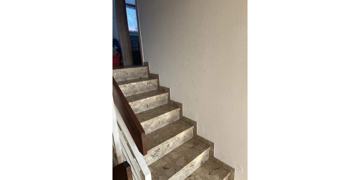 Reihenendhaus Leonberg Gebersheim - 4 Zimmer, 141 m&sup2;, 420.000&euro; | Angebot:25726620