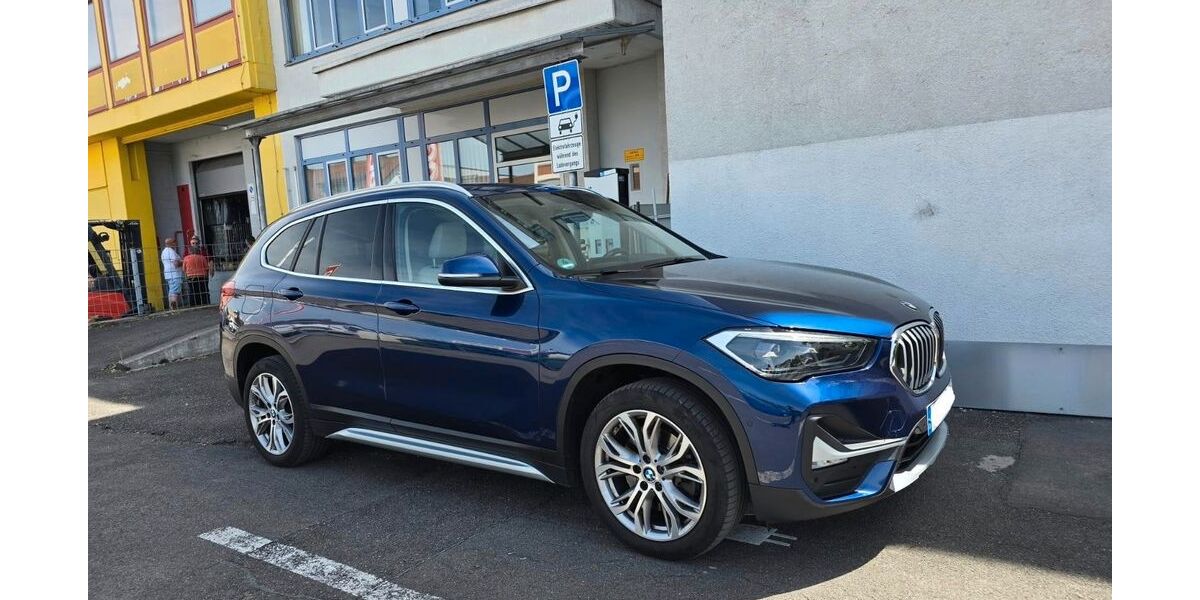 BMW X1 88.624 km 31.999 &euro; Stuttgart 70376