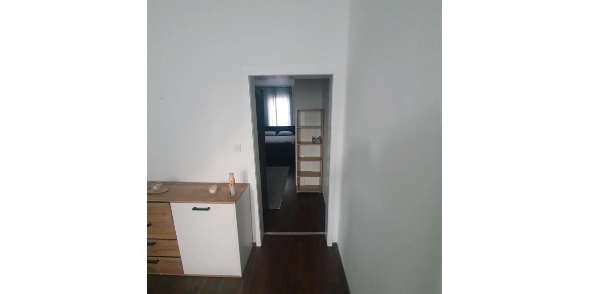 Etagenwohnung Stuttgart Stuttgart-Ost - 2 Zimmer, 80 m&sup2;, 1.200&euro; | Angebot:25860173