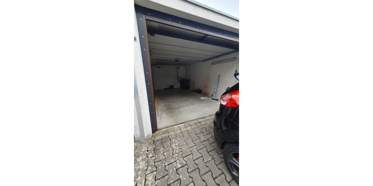 Dachgeschoßwohnung Sindelfingen Sindelfingen (Stadt) - 2 Zimmer, 61 m&sup2;, 850&euro; | Angebot:25794105