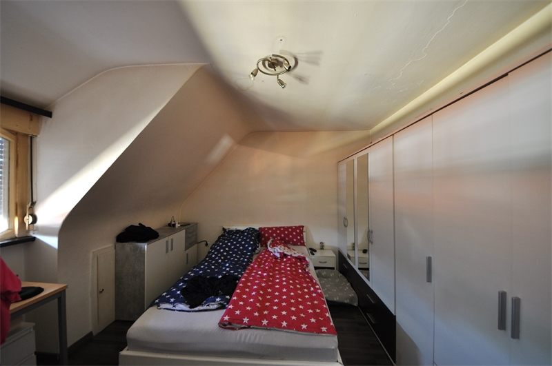 Wohn- und Gewerbeanwesen mit viel Gestaltungspotential in bester Lage - Wohn- & Geschäftshaus Stuttgart Zuffenhausen | Angebot:14404673