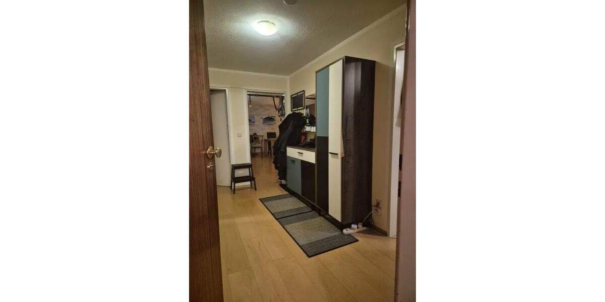 Etagenwohnung Stuttgart Zuffenhausen - 3 Zimmer, 72 m&sup2;, 780&euro; | Angebot:25880197