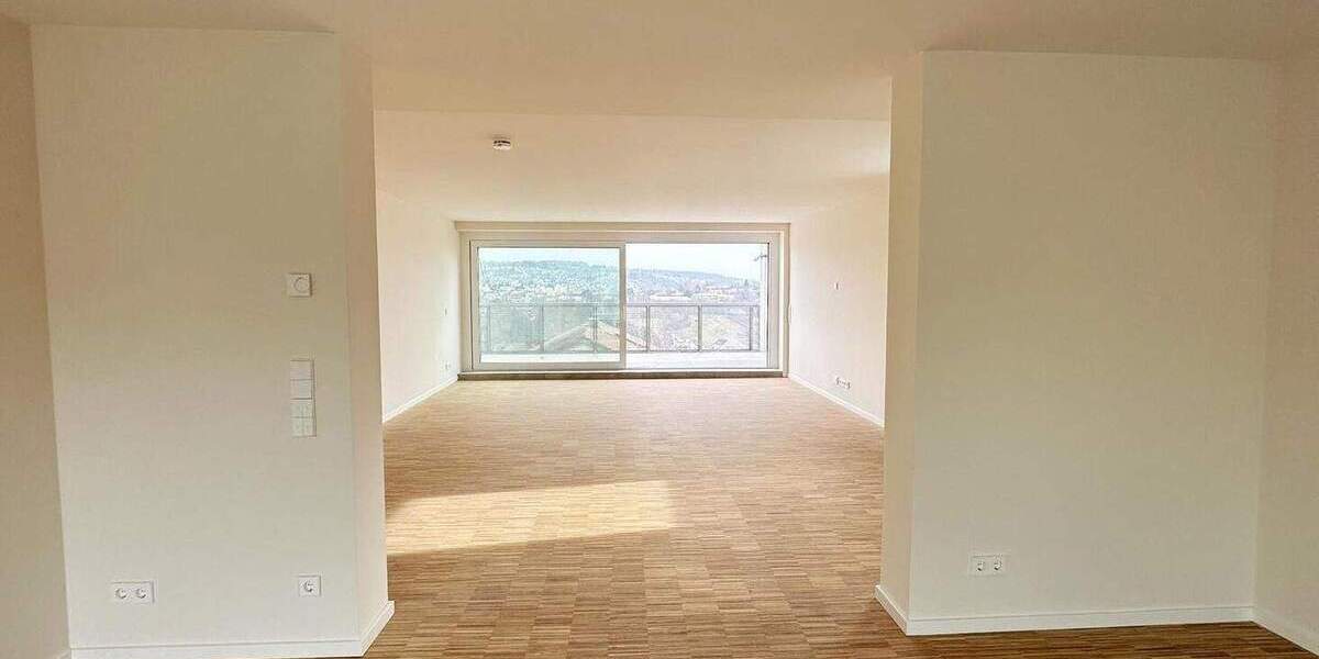 Einfamilienhaus Esslingen am Neckar Sulzgries - 6 Zimmer, 260 m&sup2;, 3.420&euro; | Angebot:25746482
