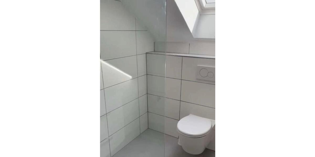 Dachgeschoßwohnung Backnang - 2 Zimmer, 47 m&sup2;, 900&euro; | Angebot:26469740