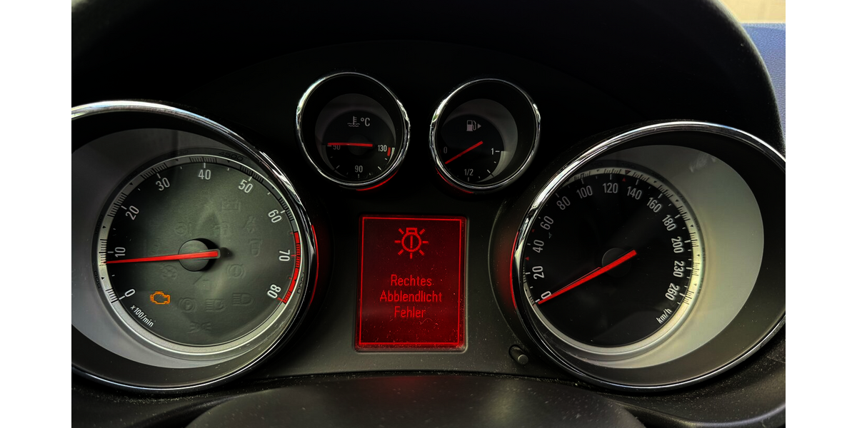 Opel Insignia A 2.0 Turbo 16V OPC Line paket1 197.430 km 2.650 &euro; Schorndorf 73614