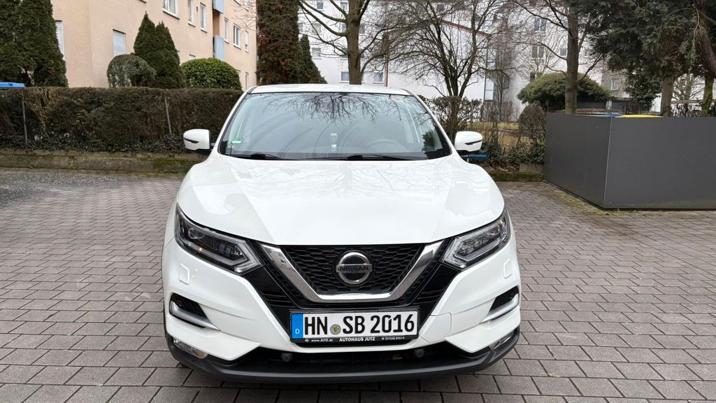 Nissan Qashqai 51.000 km 15.599 &euro; Heilbronn 74072