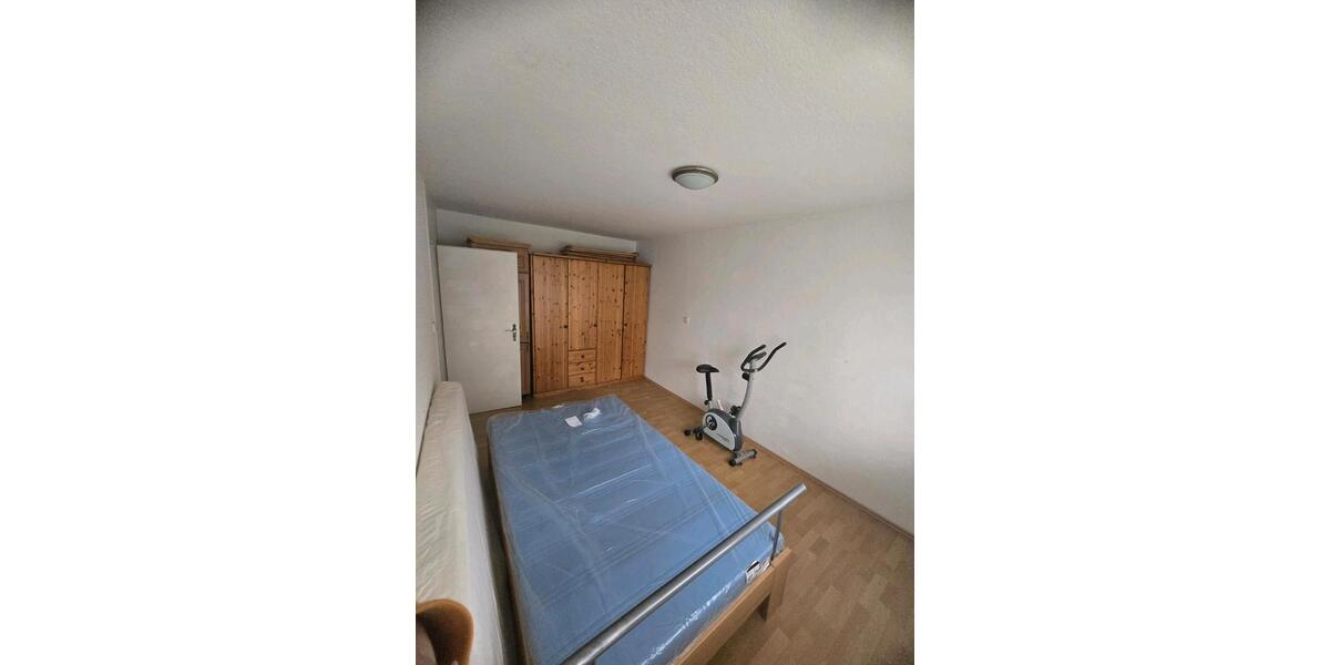 Etagenwohnung Ludwigsburg - 4.5 Zimmer, 95 m&sup2;, 299.900&euro; | Angebot:24709928