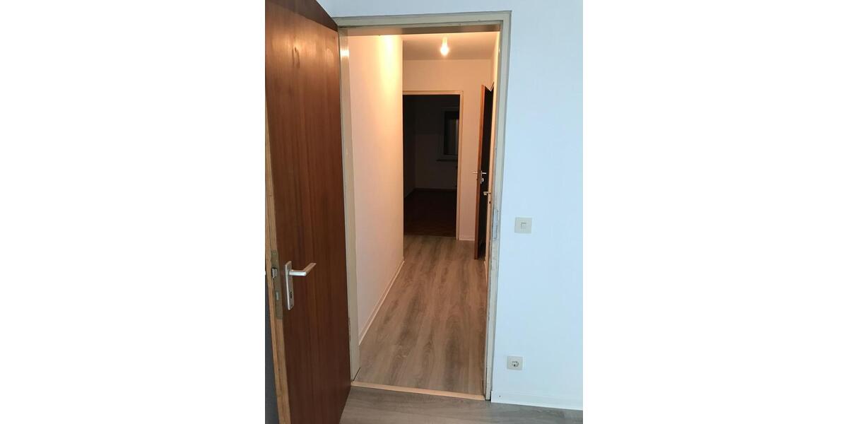Etagenwohnung Schwieberdingen - 4 Zimmer, 85 m&sup2;, 350.000&euro; | Angebot:26720874