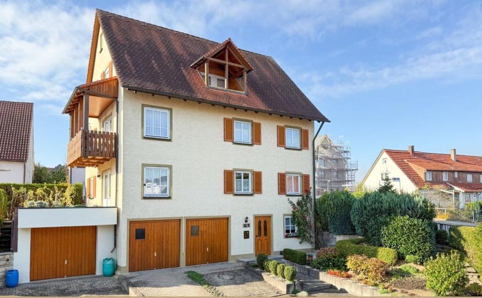 Mehrfamilienhaus, Wohnhaus Bietigheim-Bissingen Bissingen - 10 Zimmer, 210 m&sup2;, 890.000&euro; | Angebot:24154002