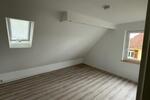 Dachgeschoßwohnung Löchgau - 4 Zimmer, 75 m&sup2;, 950&euro; | Angebot:27542674