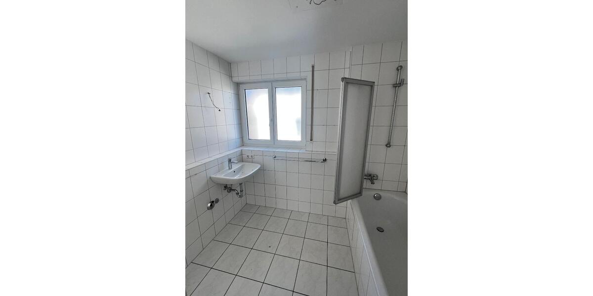 Etagenwohnung Esslingen am Neckar Pliensauvorstadt - 2 Zimmer, 57 m&sup2;, 633&euro; | Angebot:26372732