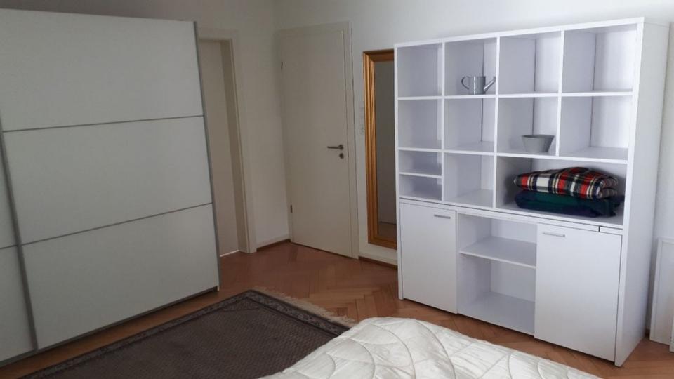 Hochparterre Stuttgart Stuttgart-West - 3 Zimmer, 100 m&sup2;, 1.620&euro; | Angebot:25873597