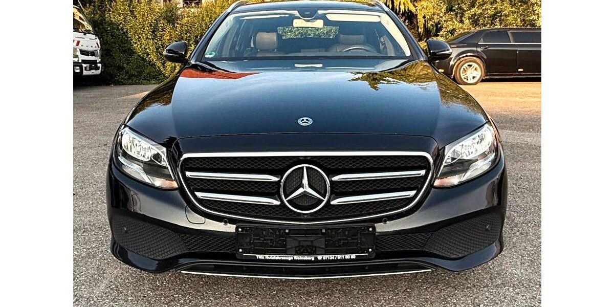 Mercedes-Benz E 220 503.949 km 11.900 &euro; Weinsberg 74189