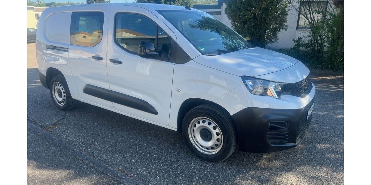 Peugeot Partner 51.684 km 14.669 &euro; Vaihingen/Enz 71665