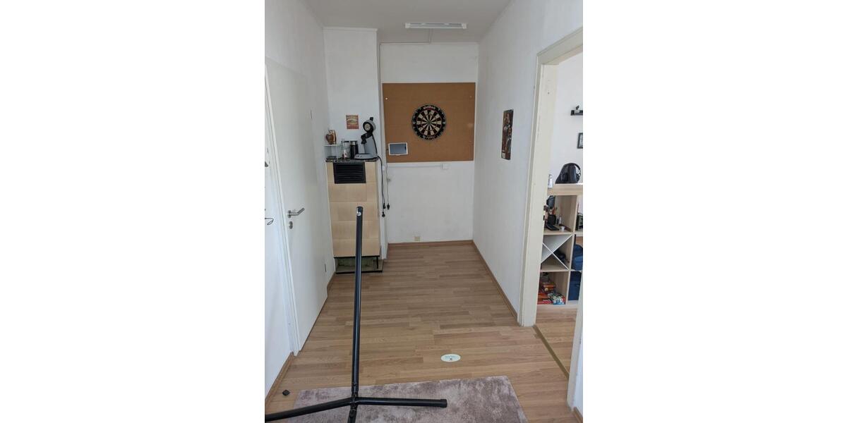 Etagenwohnung Stuttgart Luginsland - 1.5 Zimmer, 23 m&sup2;, 350&euro; | Angebot:25255252