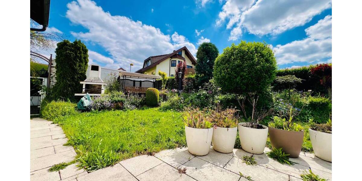 Einfamilienhaus Schwieberdingen - 8 Zimmer, 202 m&sup2;, 950.000&euro; | Angebot:25706113