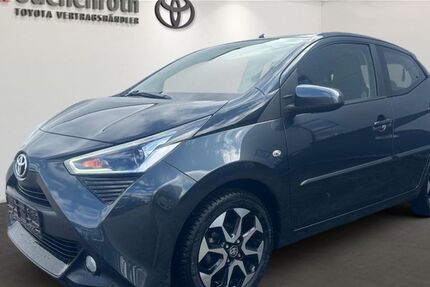 Toyota Aygo (X) 42.500 km 11.690 &euro; Ludwigsburg 71636
