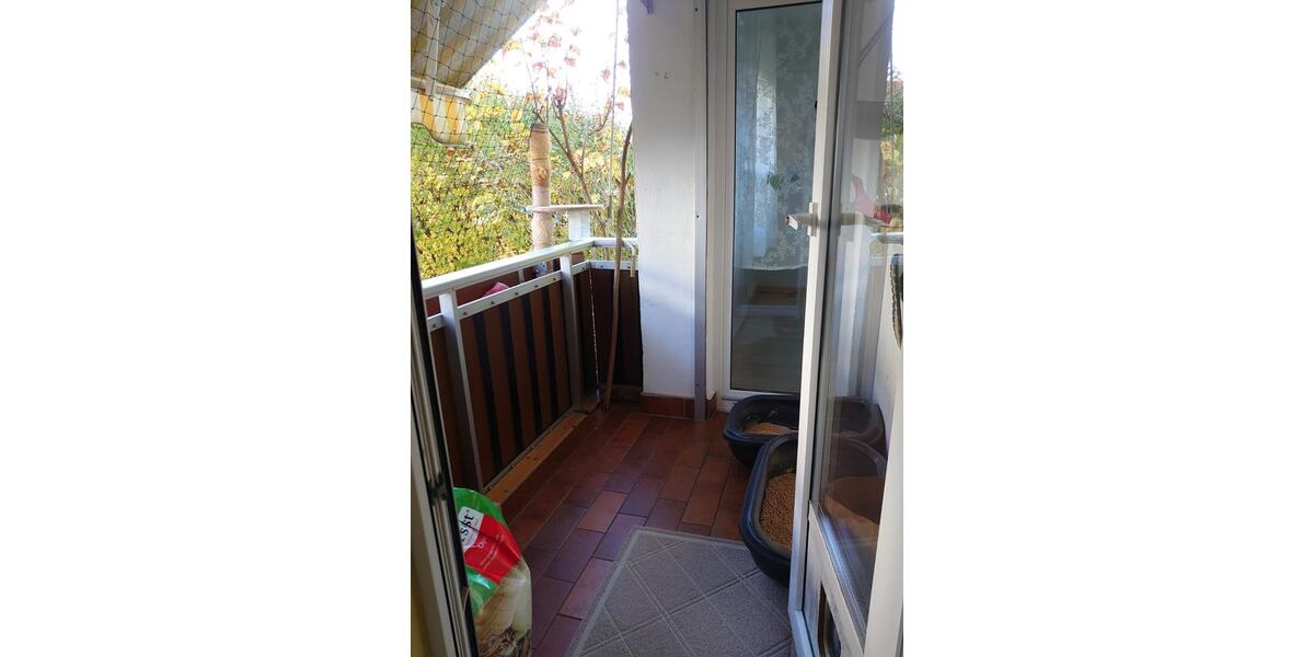 Erdgeschoßwohnung Leonberg - 6 Zimmer, 96 m&sup2;, 299.000&euro; | Angebot:25183448