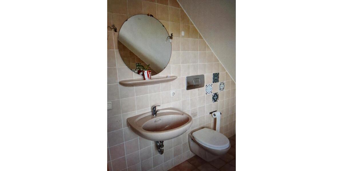 Dachgeschoßwohnung Magstadt - 2.5 Zimmer, 64 m&sup2;, 865&euro; | Angebot:25057496