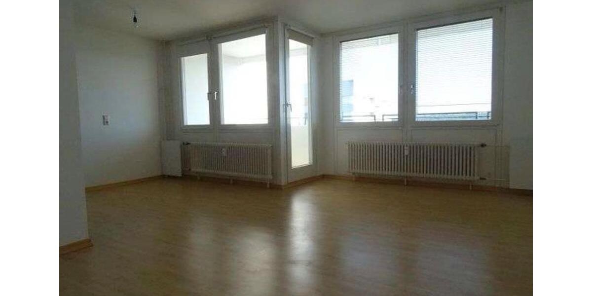 Etagenwohnung Sindelfingen Eichholz - 3.5 Zimmer, 87 m&sup2;, 1.205&euro; | Angebot:25168068