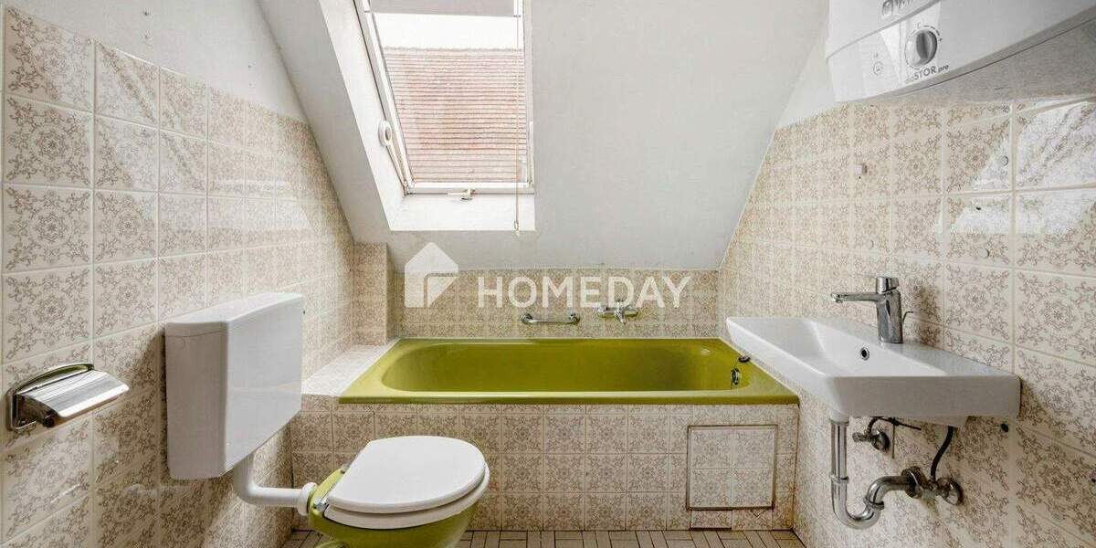 Mehrfamilienhaus, Wohnhaus Eberdingen Hochdorf - 7 Zimmer, 138 m&sup2;, 435.000&euro; | Angebot:25737584