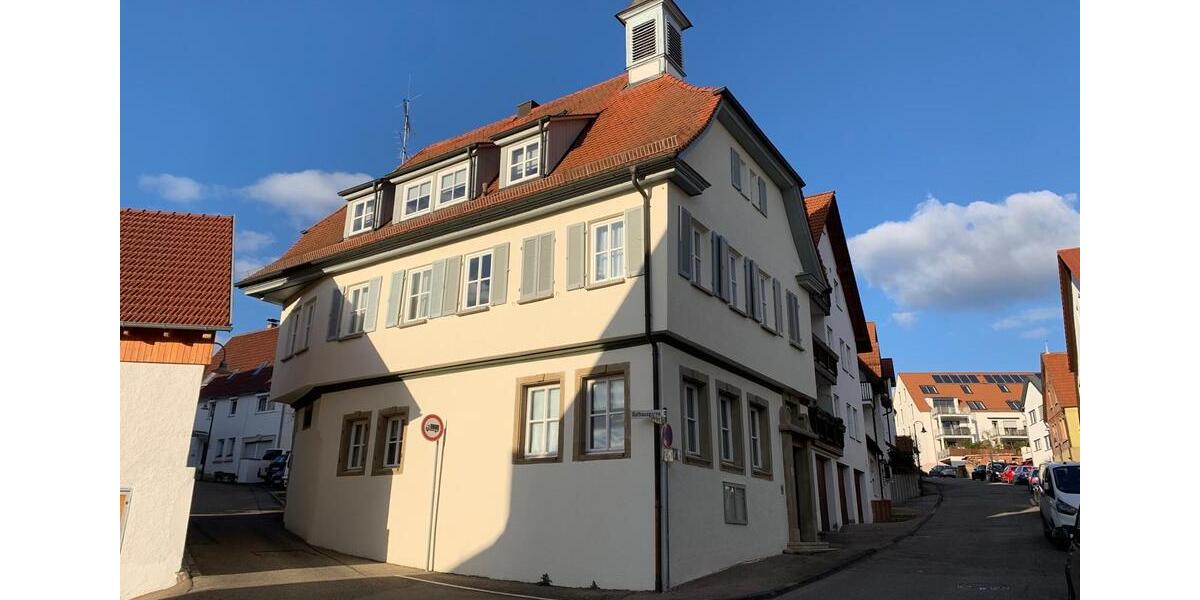 Dachgeschoßwohnung Ludwigsburg Hoheneck - 2.5 Zimmer, 70 m&sup2;, 210.000&euro; | Angebot:26844883