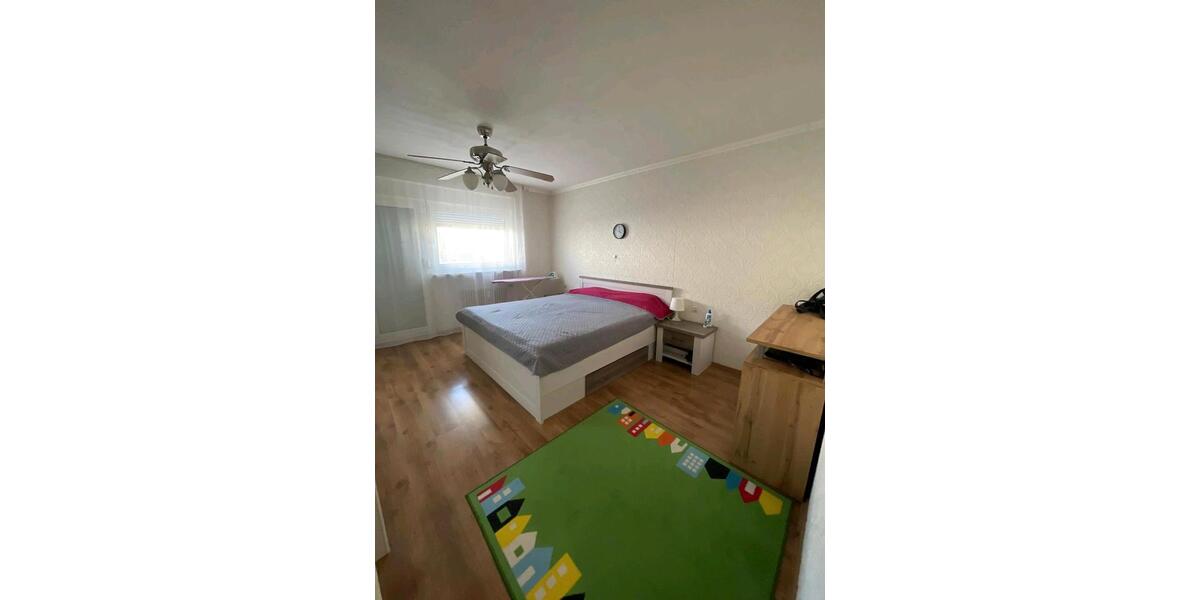 Etagenwohnung Möglingen - 4 Zimmer, 93 m&sup2;, 335.000&euro; | Angebot:27118160
