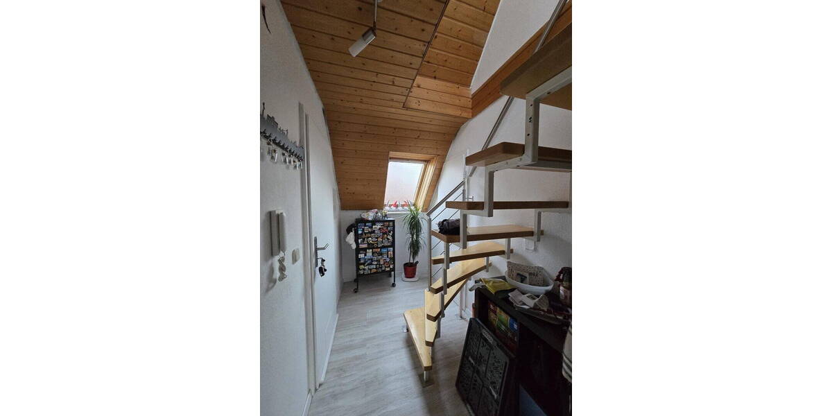 Reihenmittelhaus Renningen - 7 Zimmer, 155 m&sup2;, 630.000&euro; | Angebot:26090020