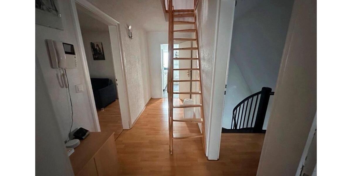 Einfamilienhaus Heilbronn Böckingen - 8 Zimmer, 168 m&sup2;, 520.000&euro; | Angebot:25855541