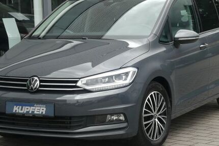 VW Touran 32.400 km 31.400 &euro; Vaihingen / Enz 71665