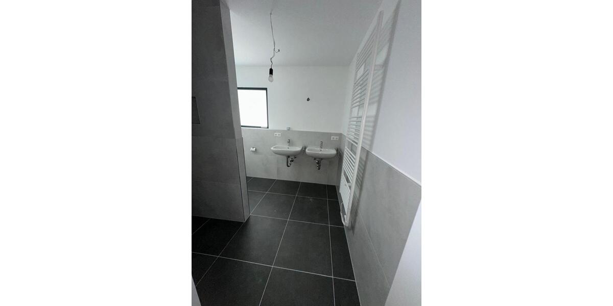 Etagenwohnung Weil der Stadt - 3 Zimmer, 141 m&sup2;, 1.900&euro; | Angebot:25103761